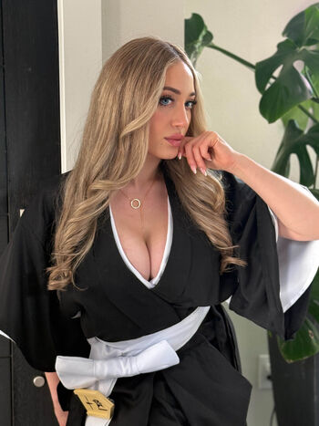 Full leaked Alianimus private onlyfans photo