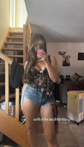 Full leaked Aloonea private onlyfans photo