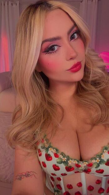 Full leaked Arigameplays private onlyfans photo