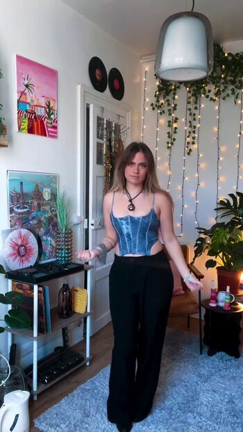 Full leaked Axelle maga page private onlyfans photo