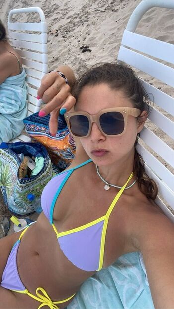 Full leaked Bananabonani private onlyfans photo