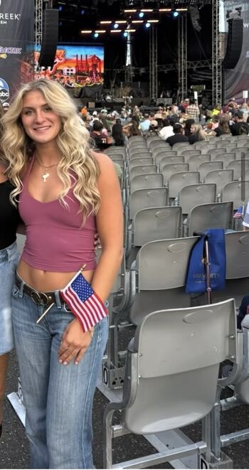 Full leaked Bella norris private onlyfans photo