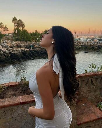 Full leaked Bia lobo private onlyfans photo