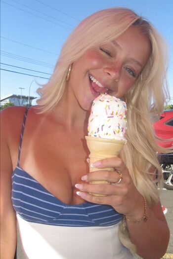 Full leaked Brooke vandenbergg private onlyfans photo