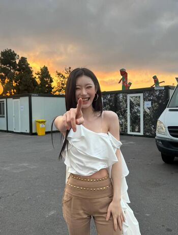 Full leaked Chaeryeong private onlyfans photo