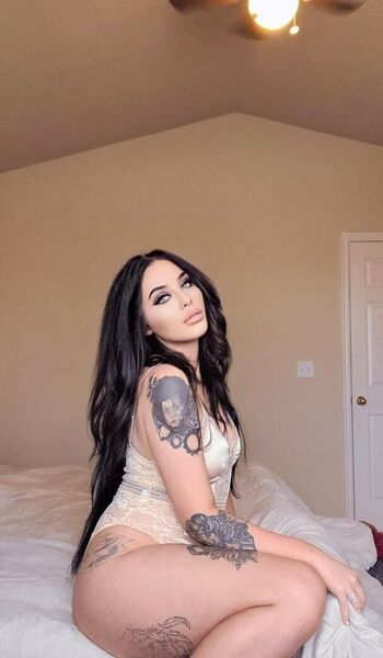 Full leaked Deavanclegg private onlyfans photo
