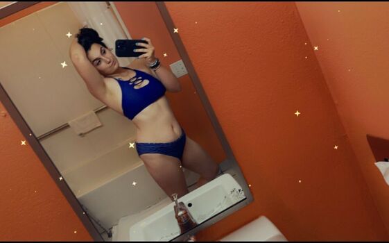 Full leaked Destinee faith page private onlyfans photo