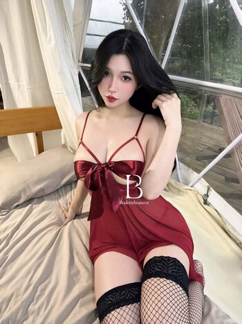 Full leaked Duyenn hipp private onlyfans photo