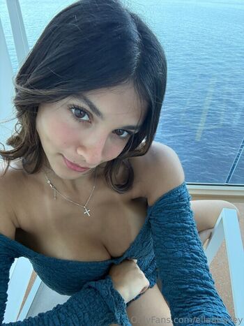 Full leaked Ella bailey private onlyfans photo