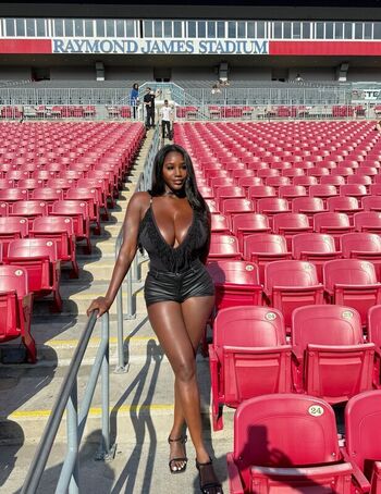 Full leaked Ellie the empress private onlyfans photo