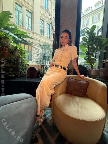 Full leaked Elvana gjata page private onlyfans photo