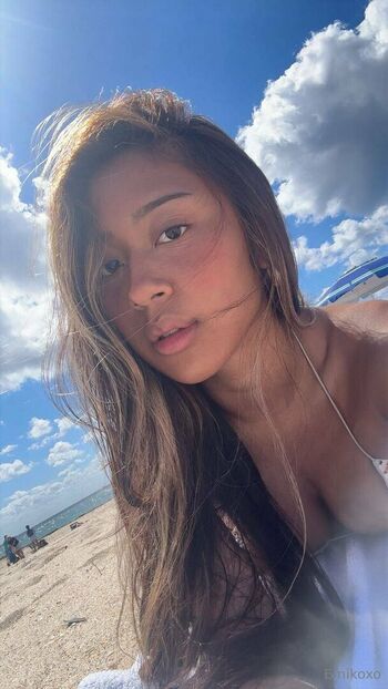 Full leaked Emikoxo private onlyfans photo