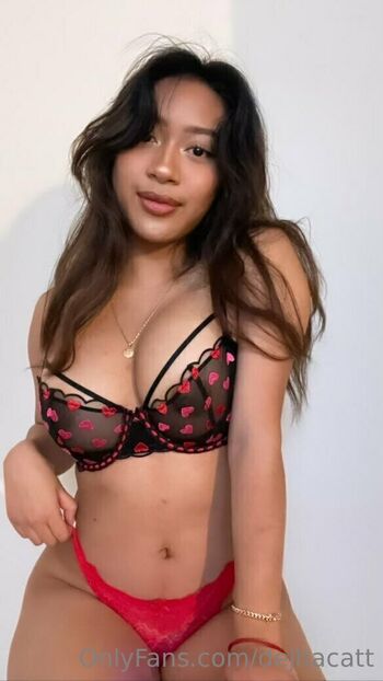 Full leaked Emikoxo private onlyfans photo