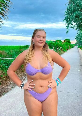 Full leaked Emily kissa private onlyfans photo