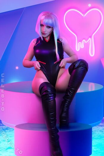 Ez Summers Cosplay