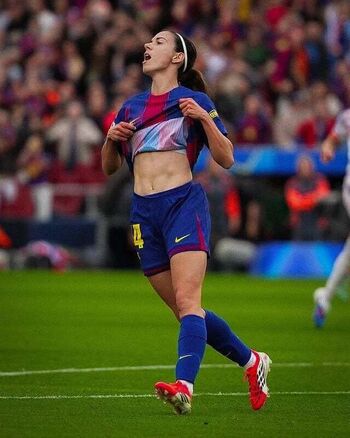 Full leaked Female football page private onlyfans photo
