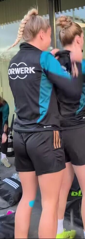 Full leaked Female football private onlyfans photo