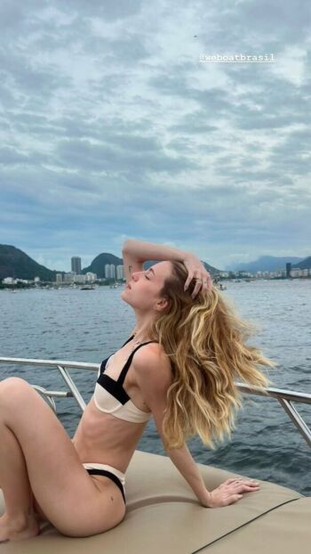 Full leaked Fernanda schneider  page private onlyfans photo