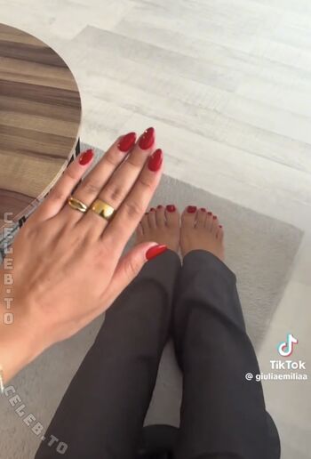 Full leaked Giuliafrjc private onlyfans photo