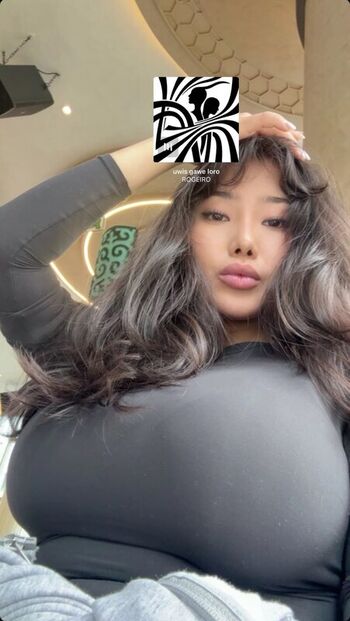Full leaked Haliun b page private onlyfans photo