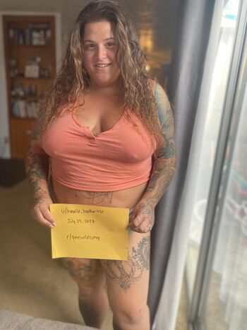 Full leaked Handfulheather private onlyfans photo