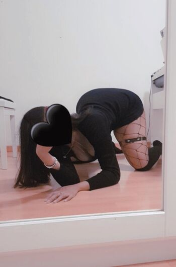 Full leaked Hanilovesyouu private onlyfans photo