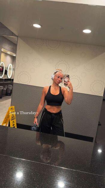 Full leaked Hannah woods page private onlyfans photo