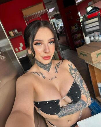Full leaked Hannahbabyjane private onlyfans photo