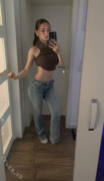 Full leaked Hannahluisienne page private onlyfans photo