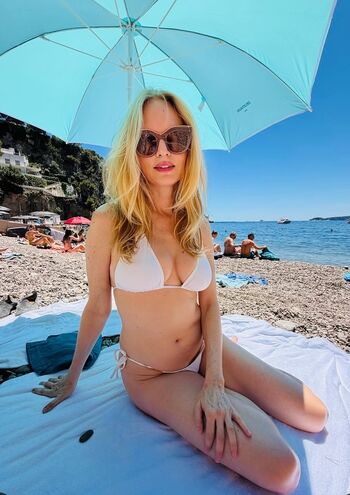 Full leaked Heather graham page private onlyfans photo