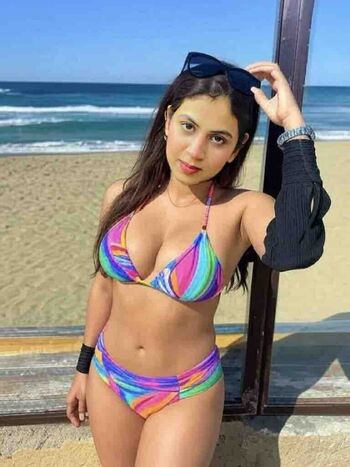 Full leaked Hira balc private onlyfans photo