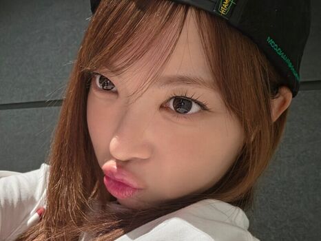 Hong Eunchae 홍은채