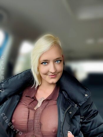 Full leaked Hot craxy private onlyfans photo