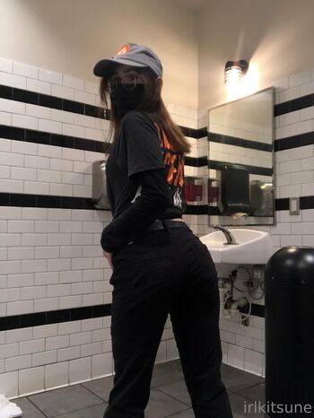 Full leaked Irlkitsune page private onlyfans photo