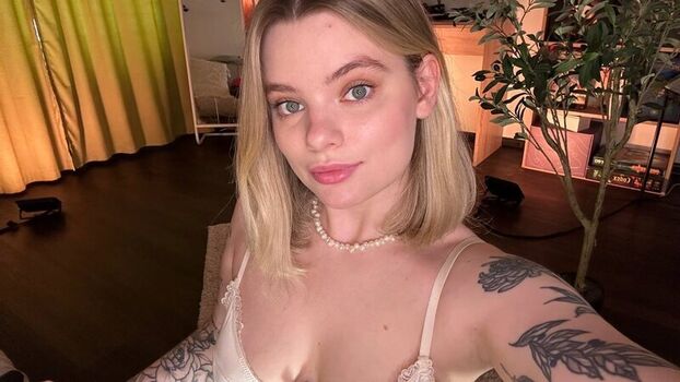 JaneOwnsYou