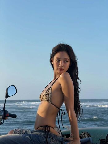 Jennie | BLΛƆKPIИK