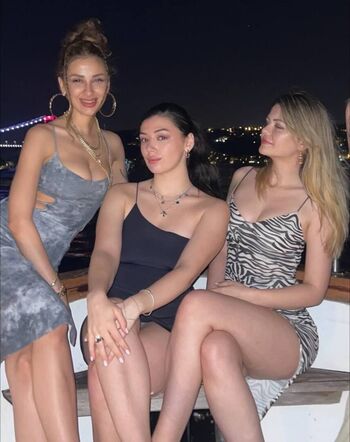 Full leaked Kardelen aknc private onlyfans photo
