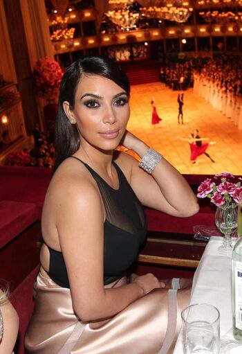 Full leaked Kim kardashian  page private onlyfans photo