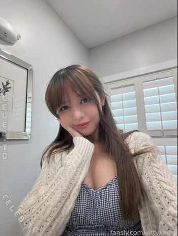 Full leaked Kittyxkum private onlyfans photo