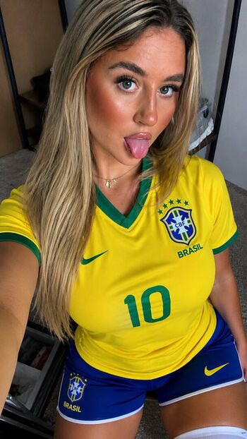Full leaked L u c i f a i r private onlyfans photo