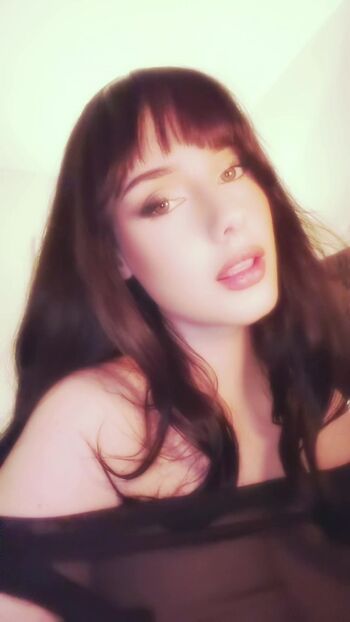 Full leaked Lady hennie faye private onlyfans photo