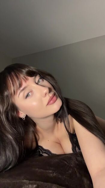 Full leaked Lady hennie faye private onlyfans photo