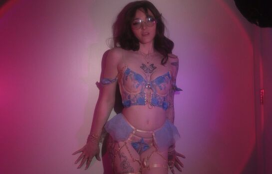 Full leaked Lanabeesfw private onlyfans photo