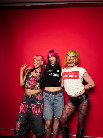 Lauren Tate Delilah Bon