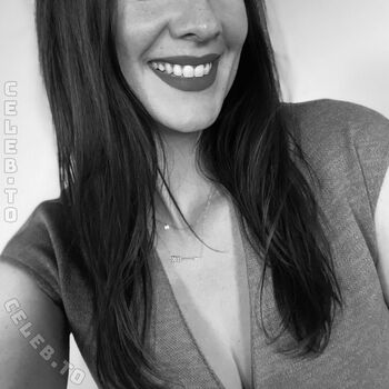 Full leaked Lavoisinedelombre private onlyfans photo