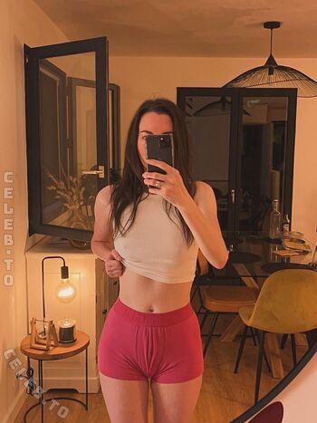 Full leaked Lavoisinedelombre private onlyfans photo