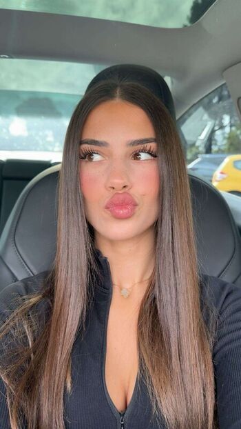 Full leaked Leah halton private onlyfans photo