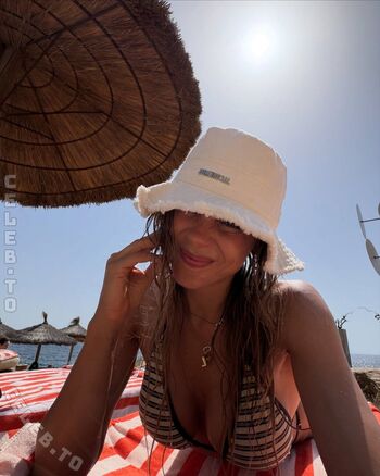 Full leaked Lenaknk private onlyfans photo
