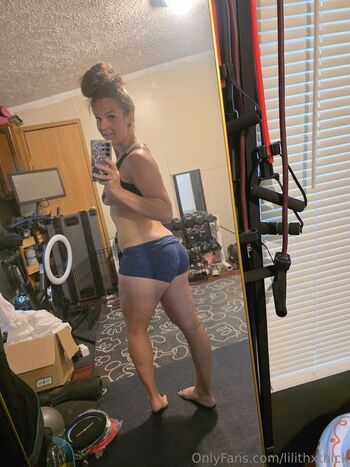 LilithxThick