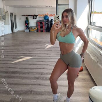 Full leaked Lillimsr private onlyfans photo